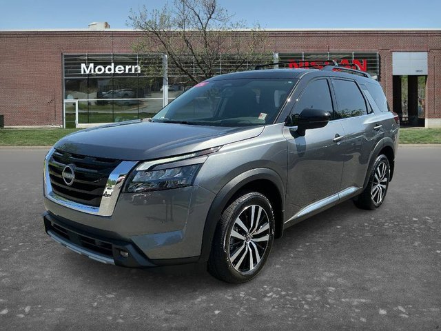 2025 Nissan Pathfinder Platinum