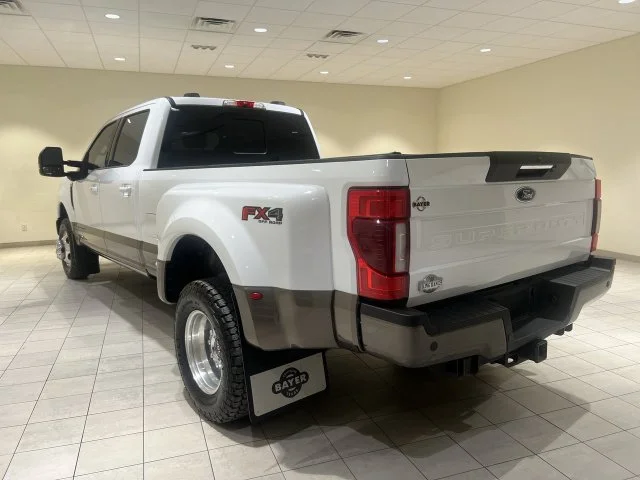 Certified Used 2022 Oxford White Ford King Ranch image 3