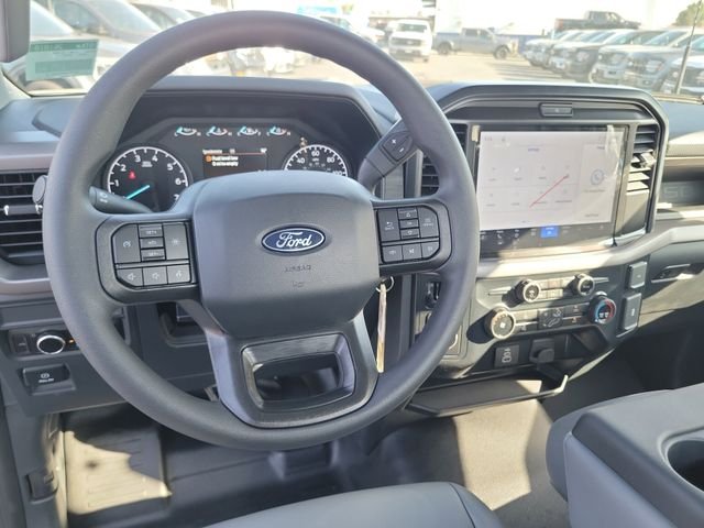 New 2026 Oxford White Ford XL image 4