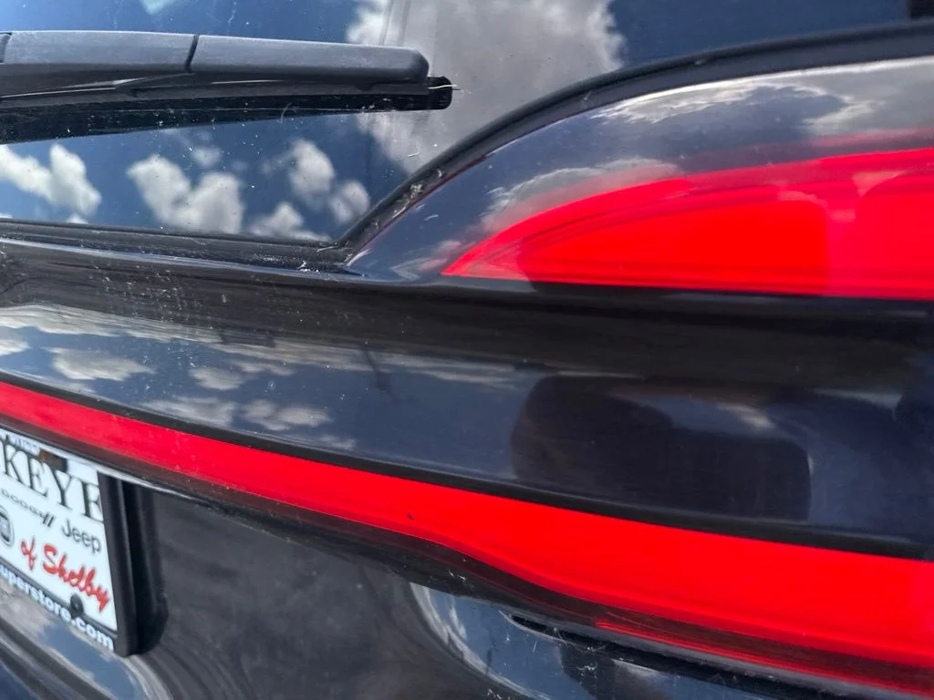 Used 2022 Black Chrysler Touring L image 19
