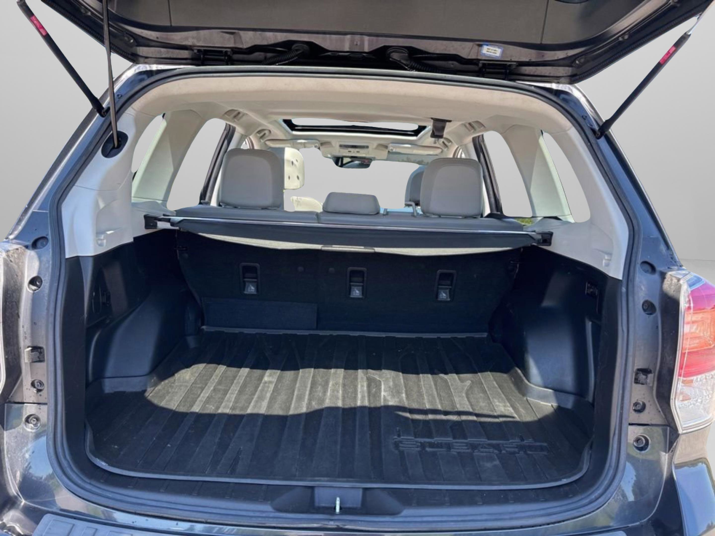 Used 2017 Dark Gray Metallic Subaru Limited image 23