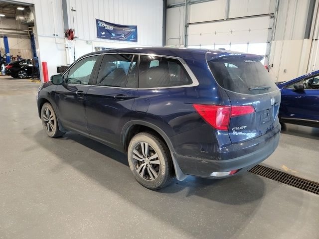 Used 2018  Honda EX image 5