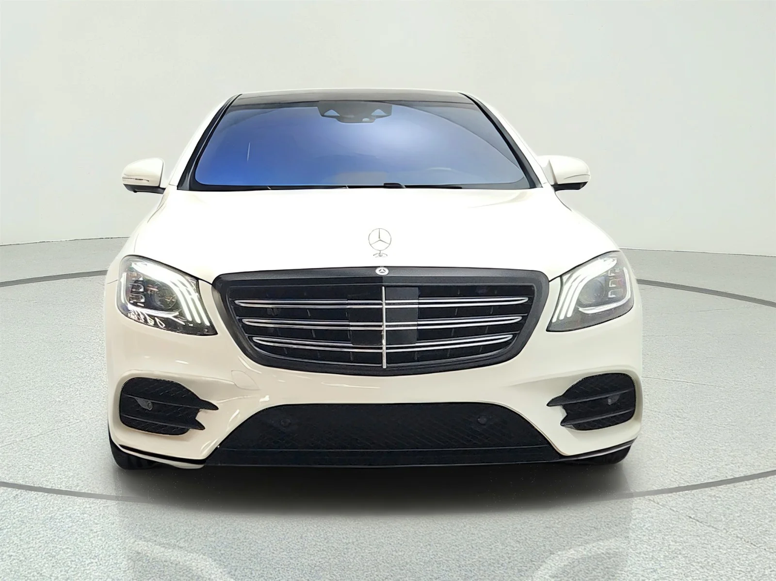 Used 2020 designo Diamond White Mercedes-Benz S 560 Sedan image 2