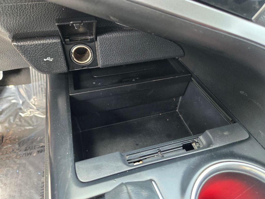 Used 2020 Black Toyota XLE image 15