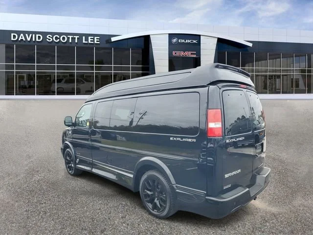 Used 2024 Onyx Black GMC Work Van image 3