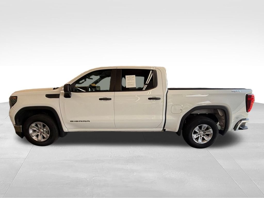 Used 2022 White GMC Pro image 2