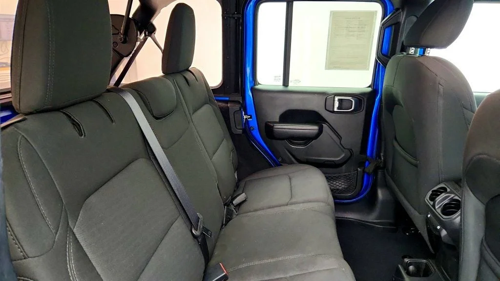 Used 2022 Hydro Blue Pearlcoat Jeep Unlimited Sport S 4x4 image 23