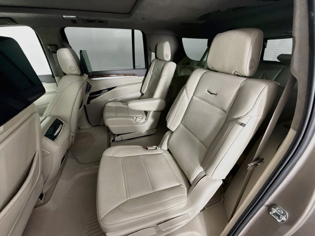 Used 2025 Latte Metallic Cadillac Sport Platinum image 25