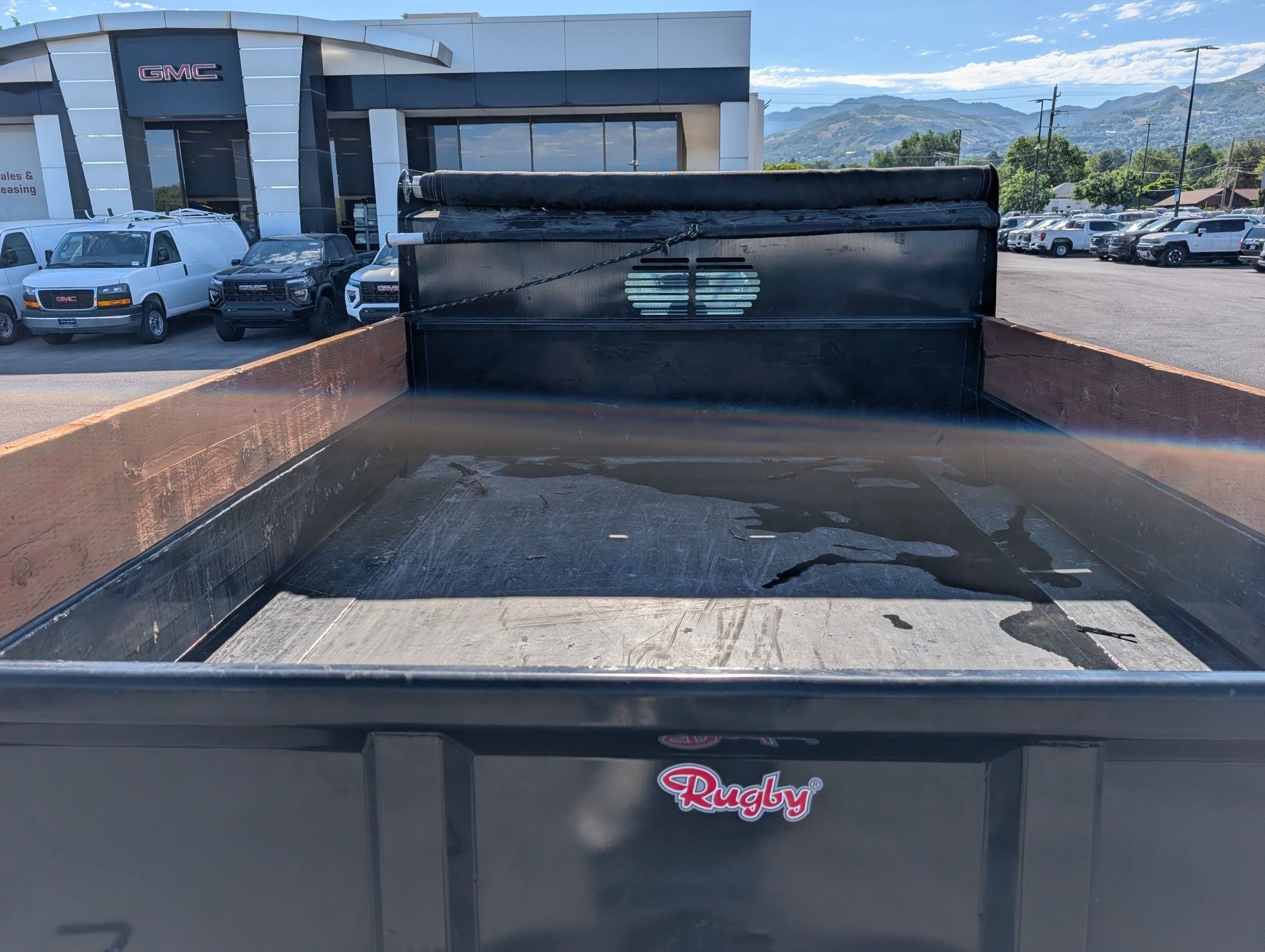 Used 2024  Ford XL image 27