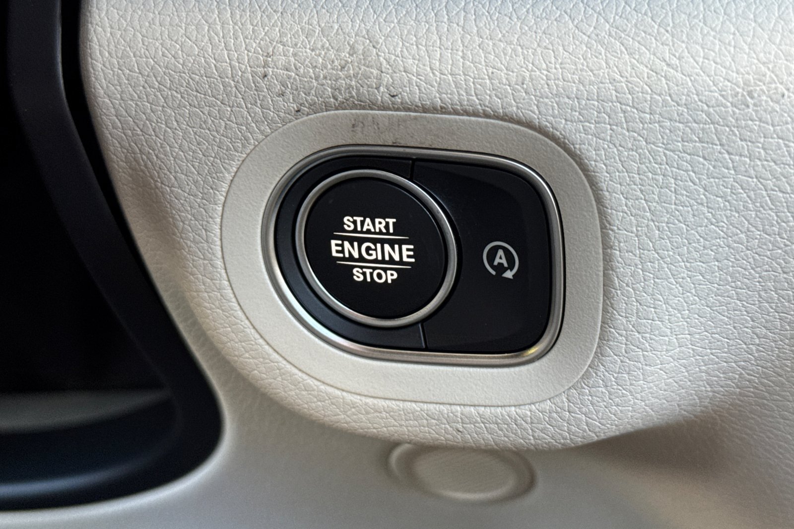 New 2027 Polar White Mercedes-Benz GLS 450 image 20