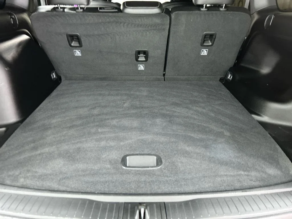 Used 2025 Velvet Jeep Limited image 12