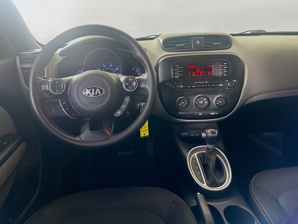 Used 2015 Black Kia Plus image 20