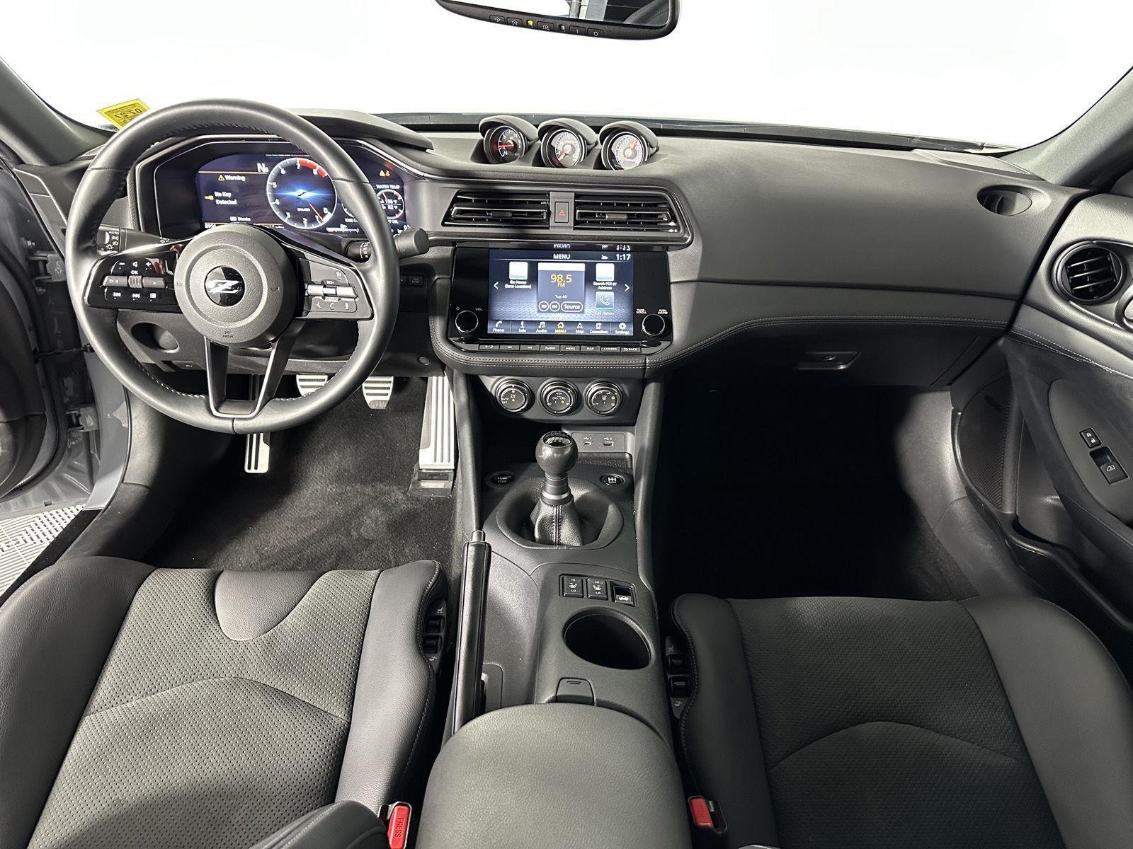 Used 2024 Boulder Gray/Super Black Nissan Performance image 11