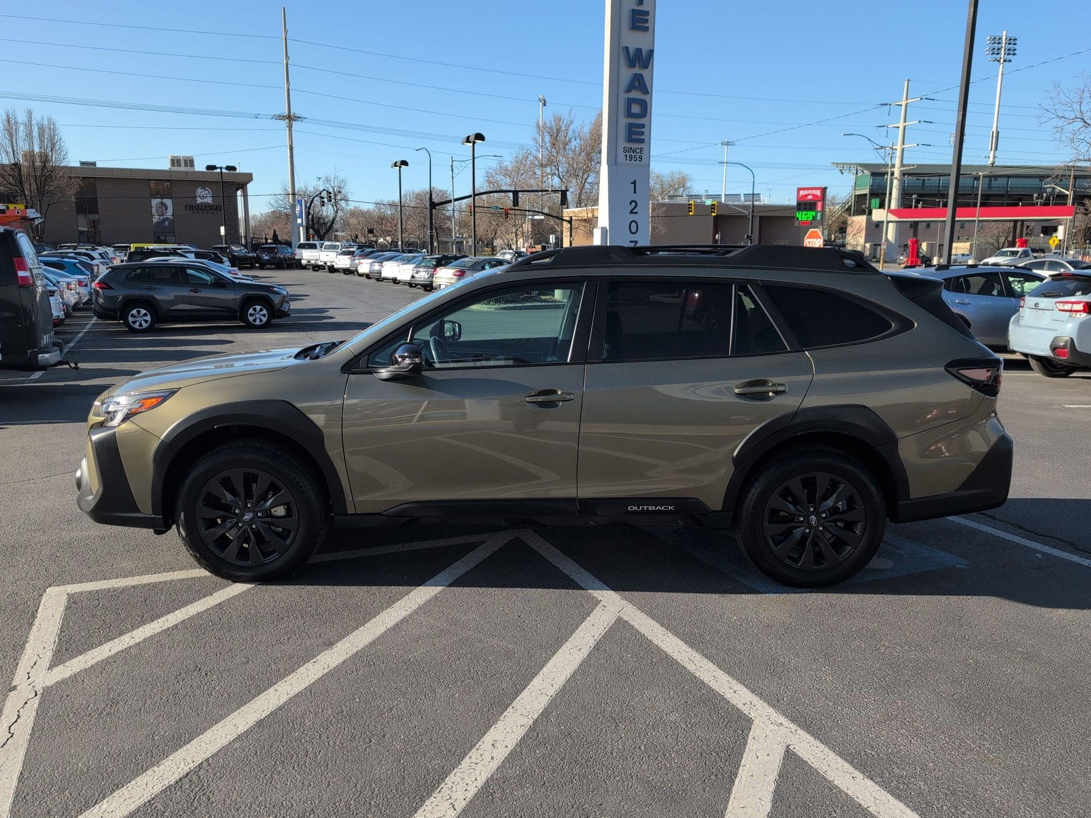 Used 2024 Autumn Green Metallic Subaru Onyx Edition XT image 7