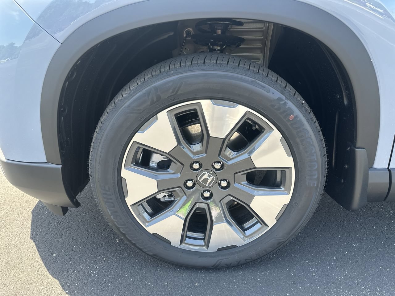 New 2026 Sonic Gray Pearl Honda AWD Touring image 10