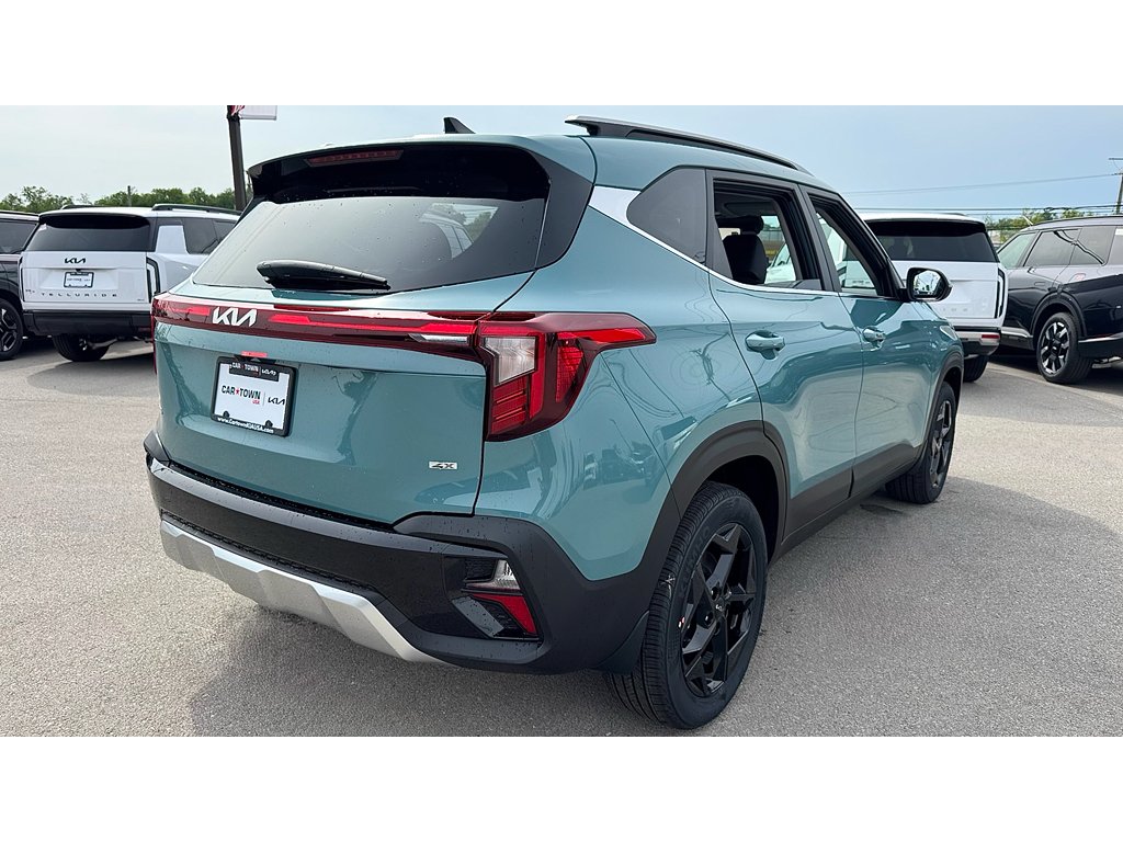New 2026 Pluton Blue Kia EX image 4