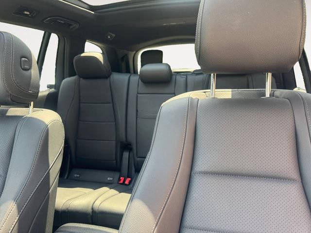 Certified Used 2025 Obsidian Black Metallic Mercedes-Benz GLS 450 image 13
