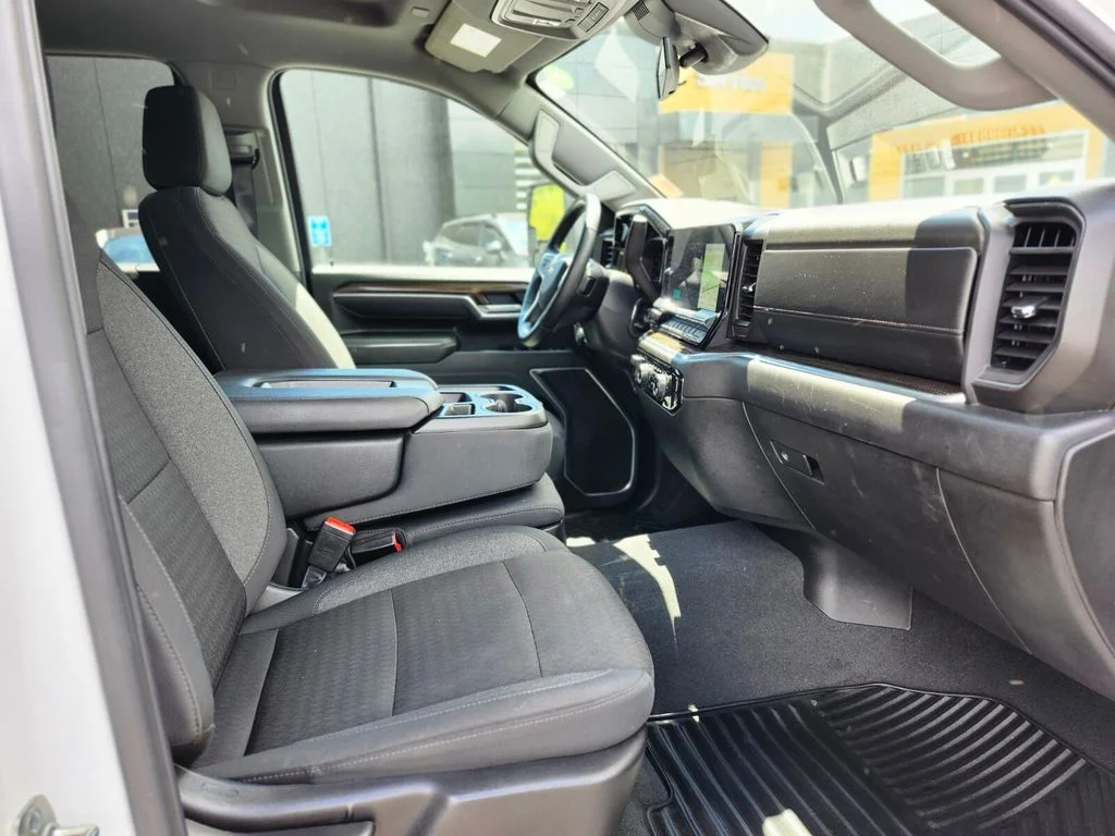 2025 Chevrolet Silverado 2500HD LT - Photo 11