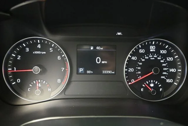 Used 2021 Black Kia EX image 31
