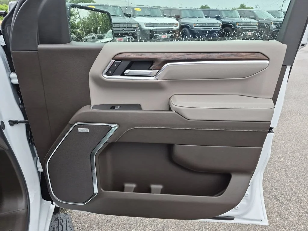 New 2026 Summit White GMC SLT image 40
