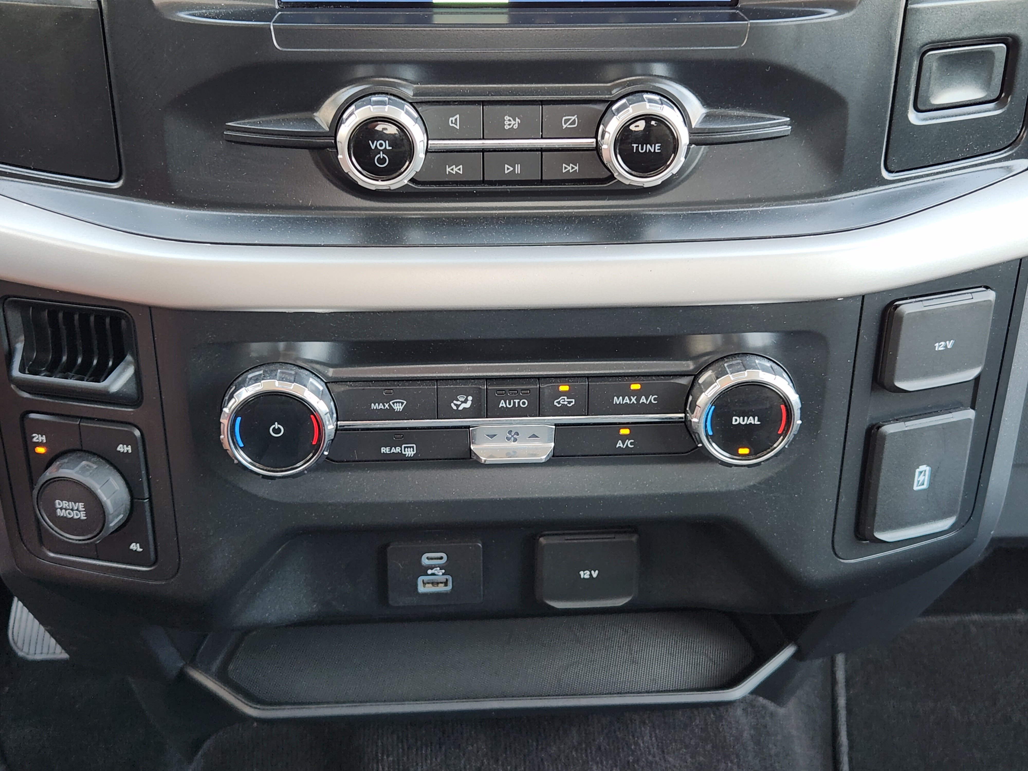 2022 Ford F-150 XLT - Photo 22