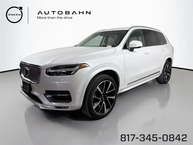 2023 Volvo XC90 B5 Plus