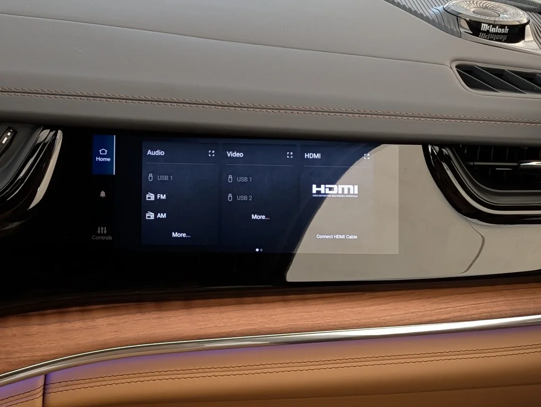 New 2026 Black Jeep Summit - - 4x4 - 324HP Turbo I4 - Adaptive Cruise Control - Blind Spot Monitor & More! image 28