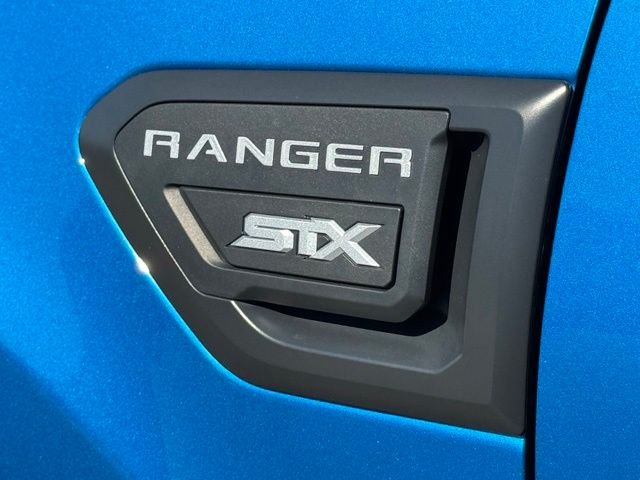 Used 2021 Blue Ford XL image 7