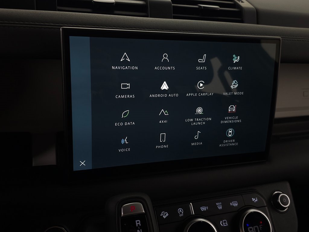 2025 LAND ROVER DEFENDER - Image 26