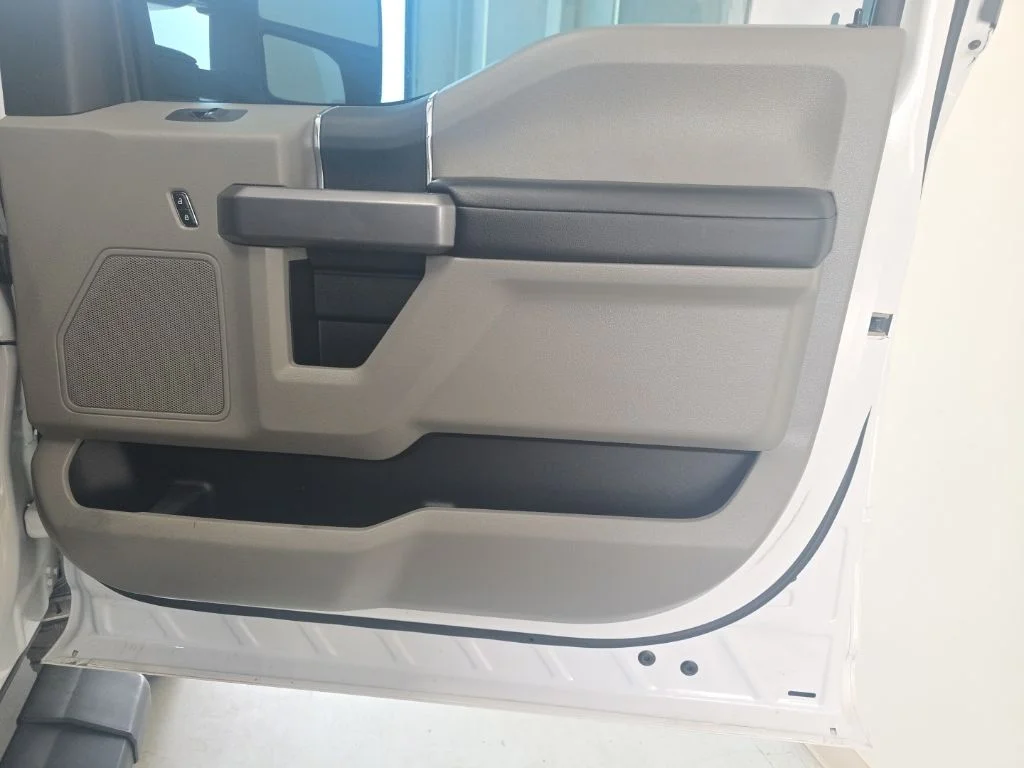 Used 2021 Oxford White Ford XLT image 24
