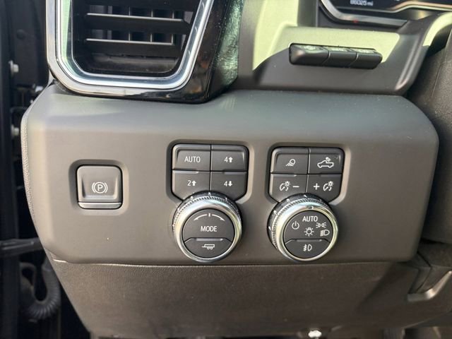 Used 2024 Onyx Black GMC Denali Ultimate image 5