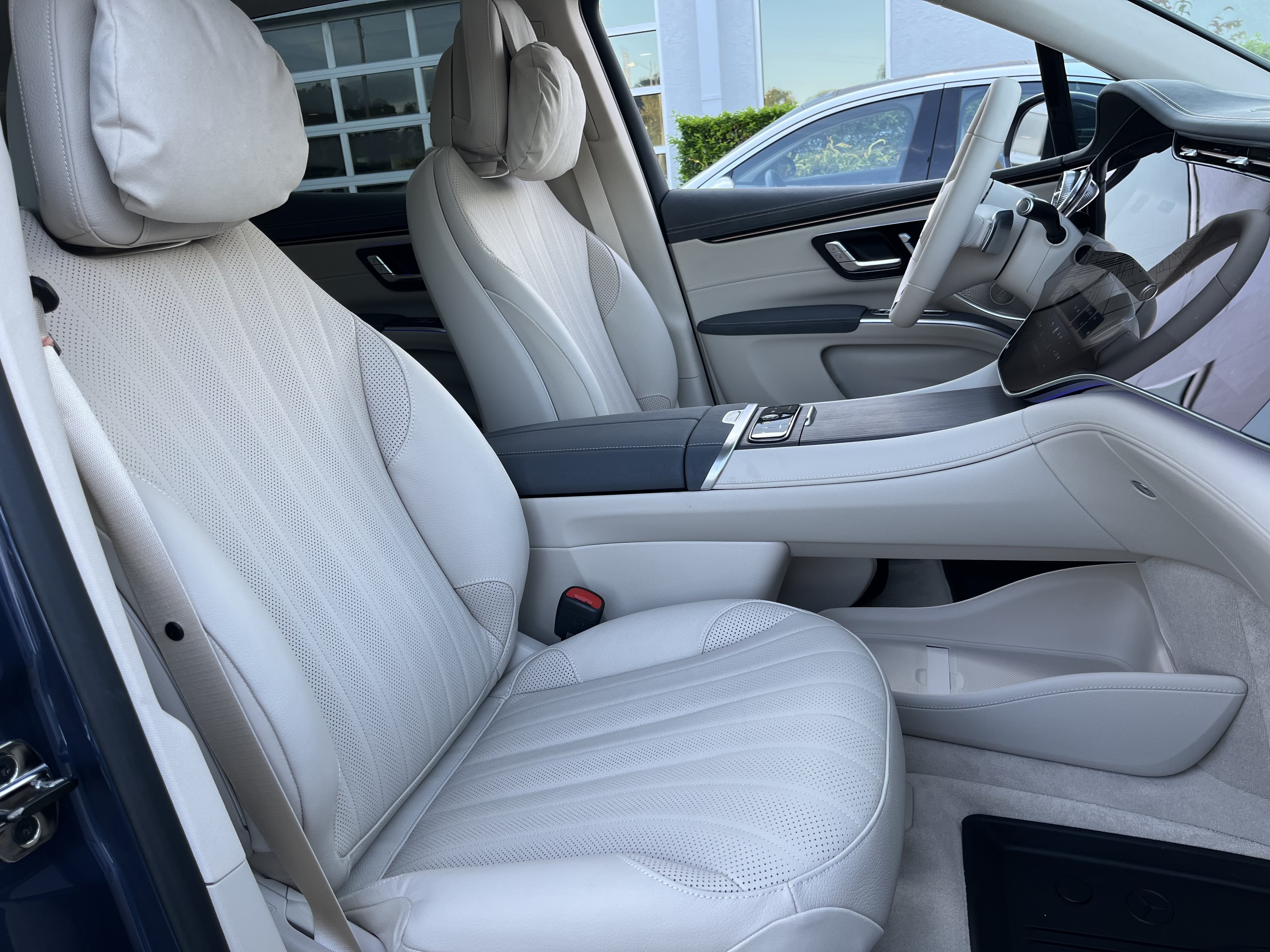 New 2026 Twilight Blue Metallic Mercedes-Benz EQS 400 image 21