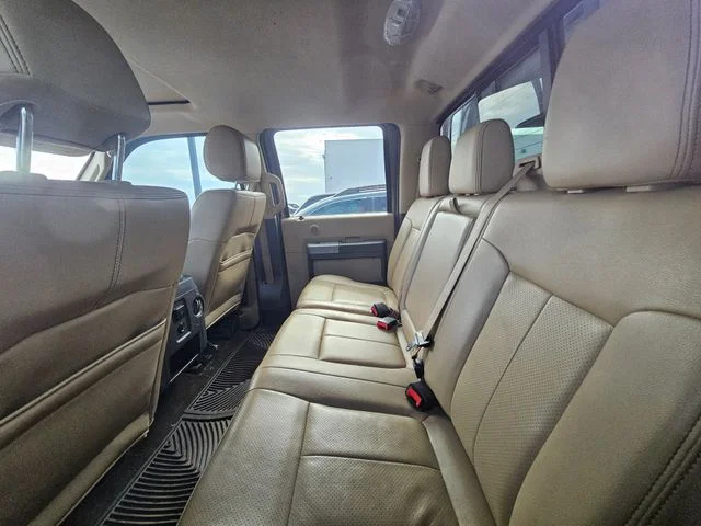 Used 2016 Caribou Metallic Ford Lariat image 17
