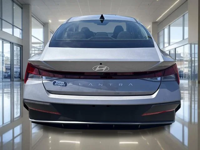 Certified Used 2026  Hyundai SE image 4