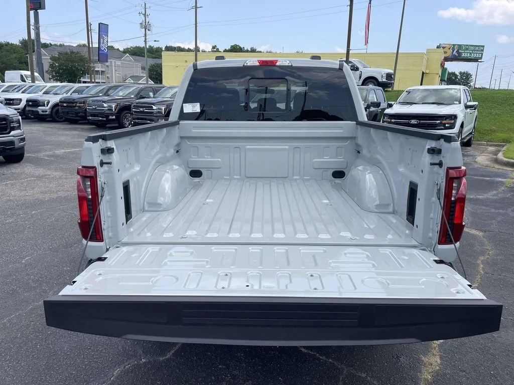 New 2026 White Ford XLT image 10