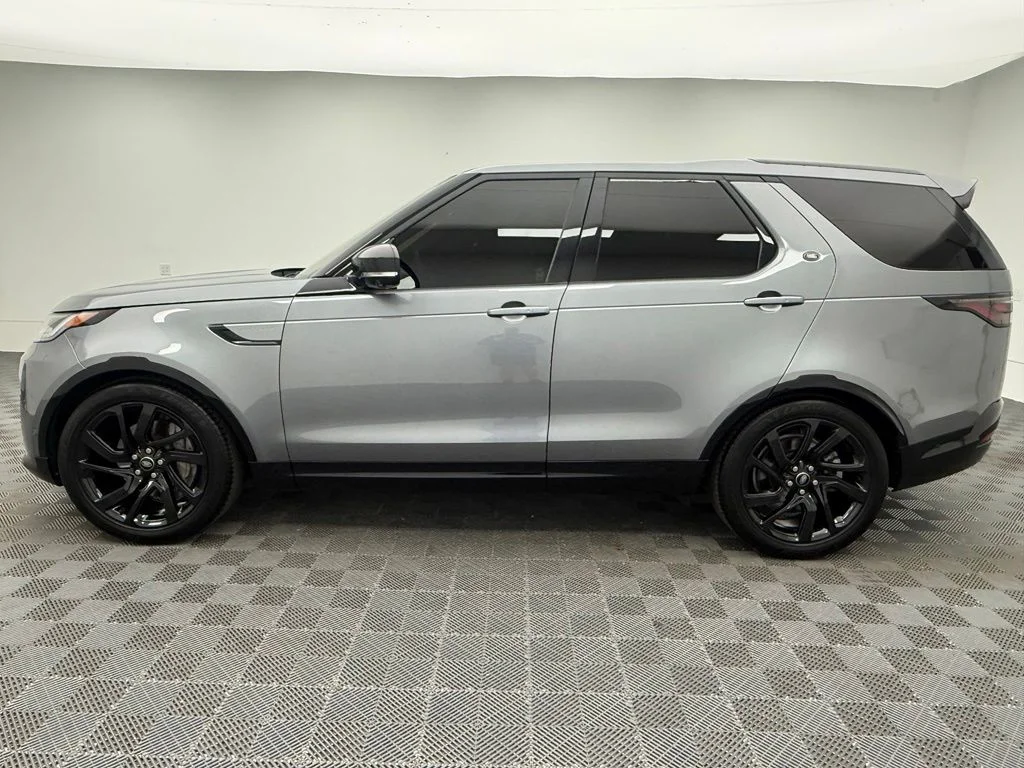 Used 2023  Land Rover S R-Dynamic image 14