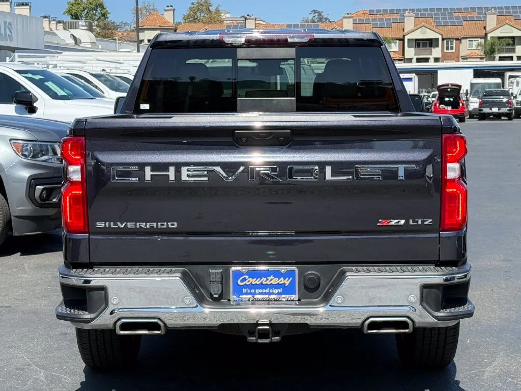 Used 2022 DARK ASH METALLIC Chevrolet LTZ image 7