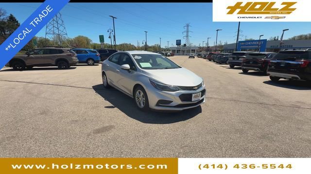 Certified 2017 Chevrolet Cruze LT with VIN 3G1BE5SM9HS567800 for sale in Hales Corners, WI