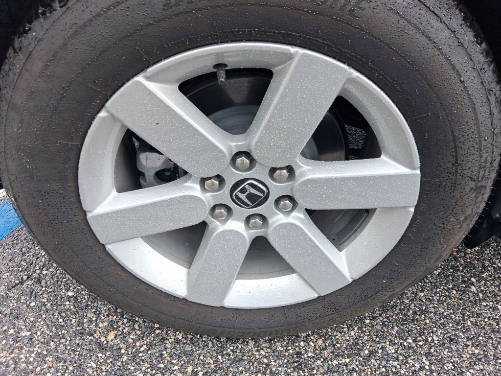 Used 2025  Honda EX image 12