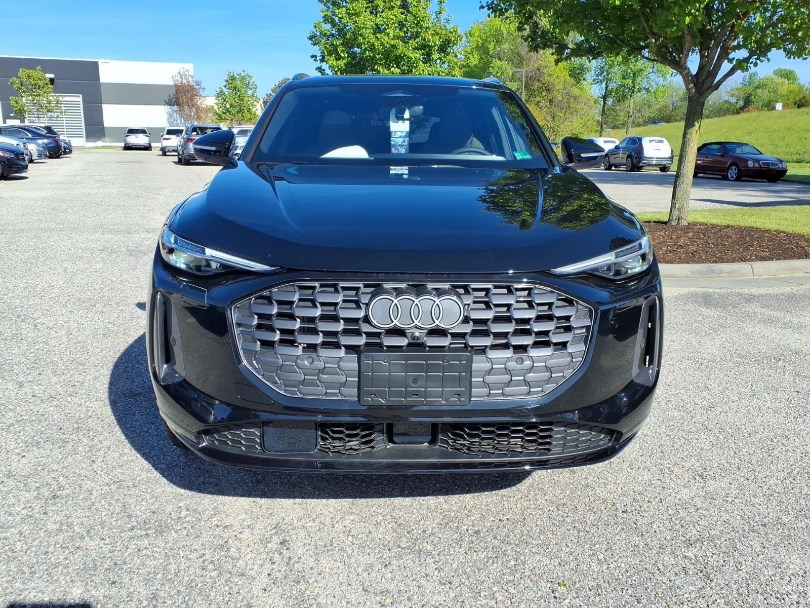 Used 2025 Mythos Black Metallic Audi Premium Plus image 3