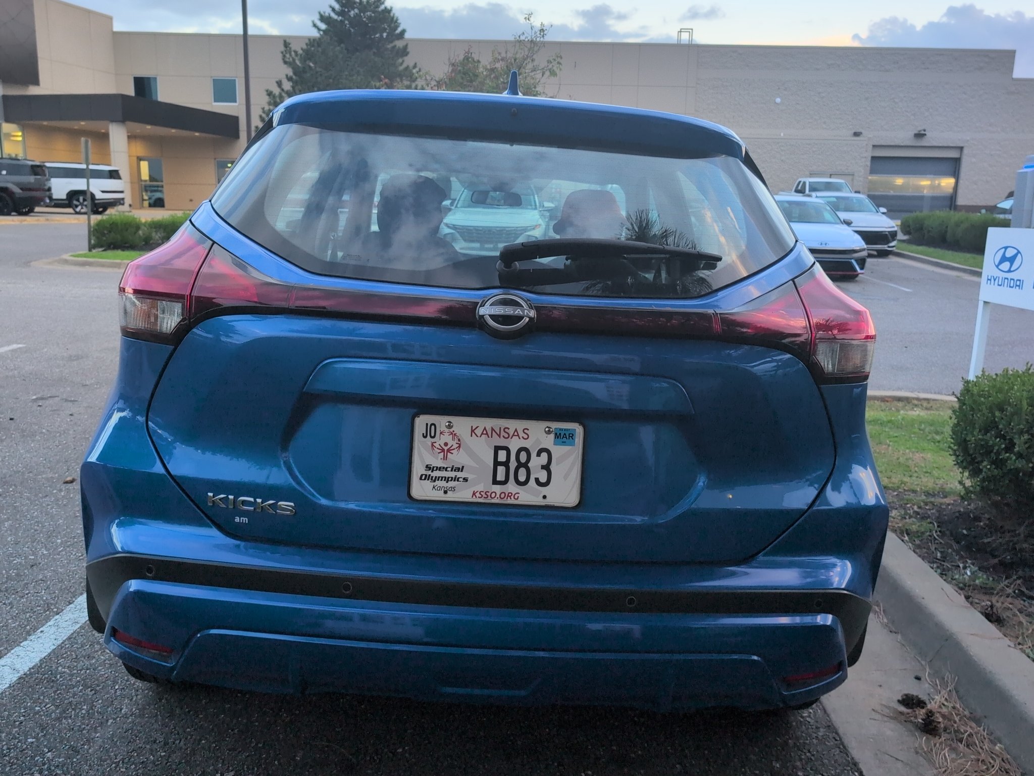 Used 2025 Blue Nissan S image 6