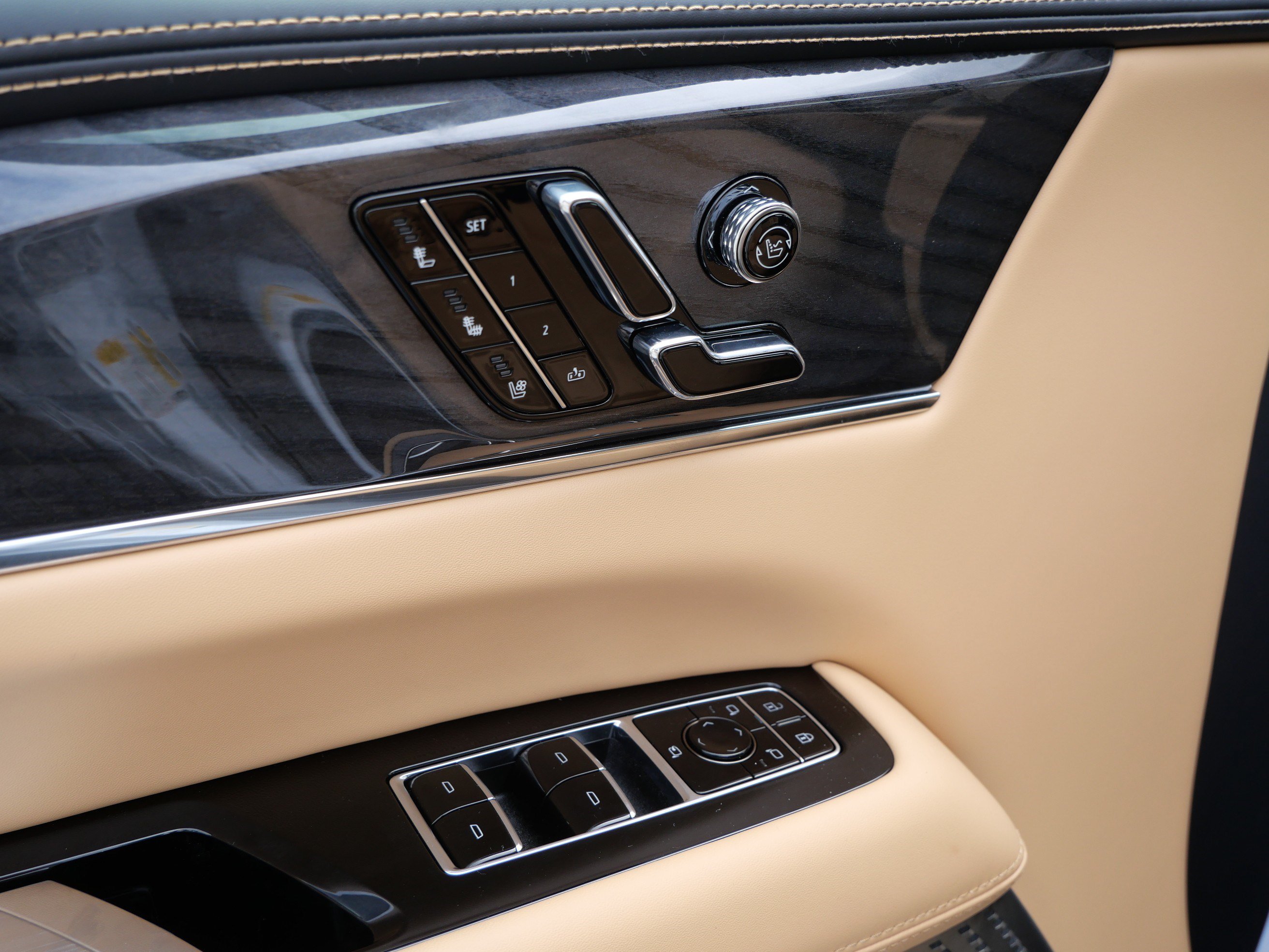 2026 Cadillac Escalade IQL Premium Sport - Photo 12