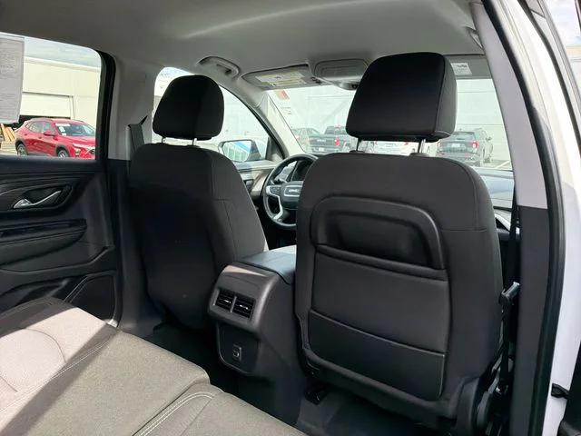 Used 2024 White GMC SLE image 25