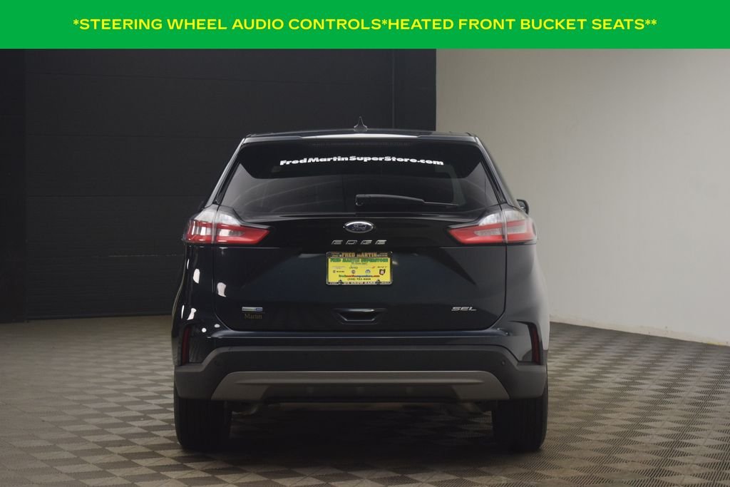 Used 2022 Blue Metallic Ford SEL image 9