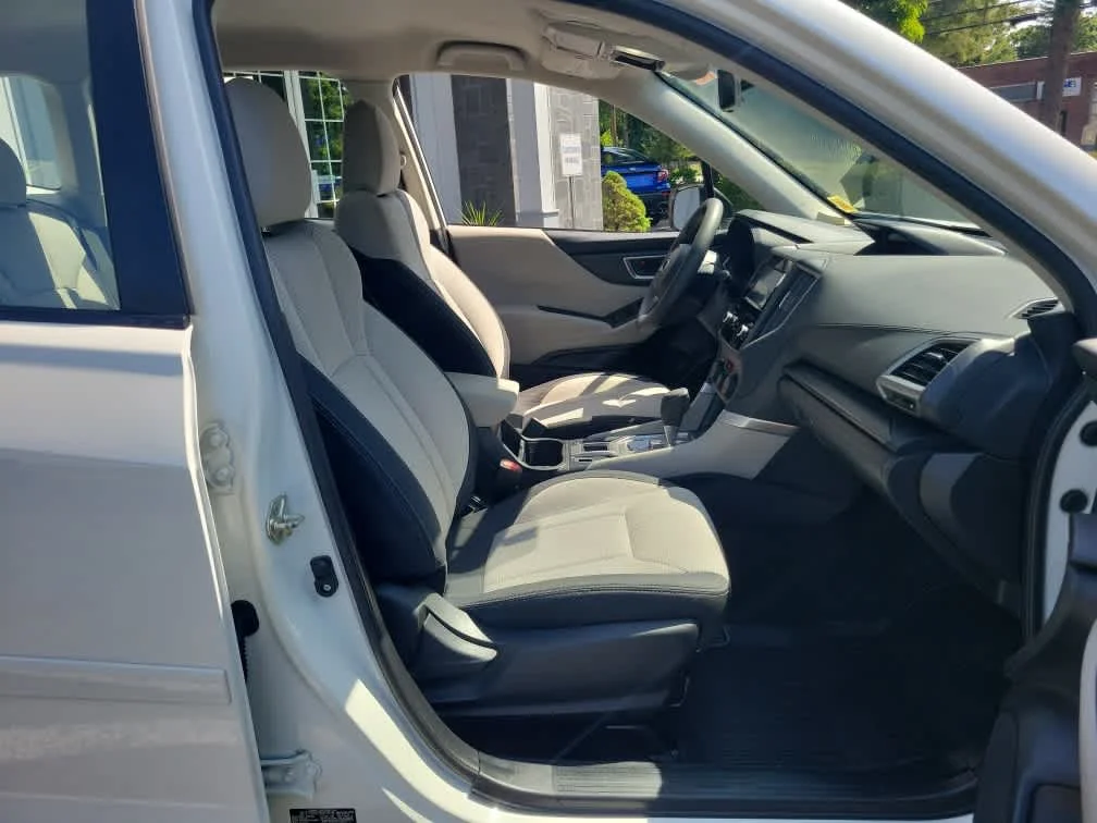 Used 2021 Crystal White Pearl Subaru  image 22