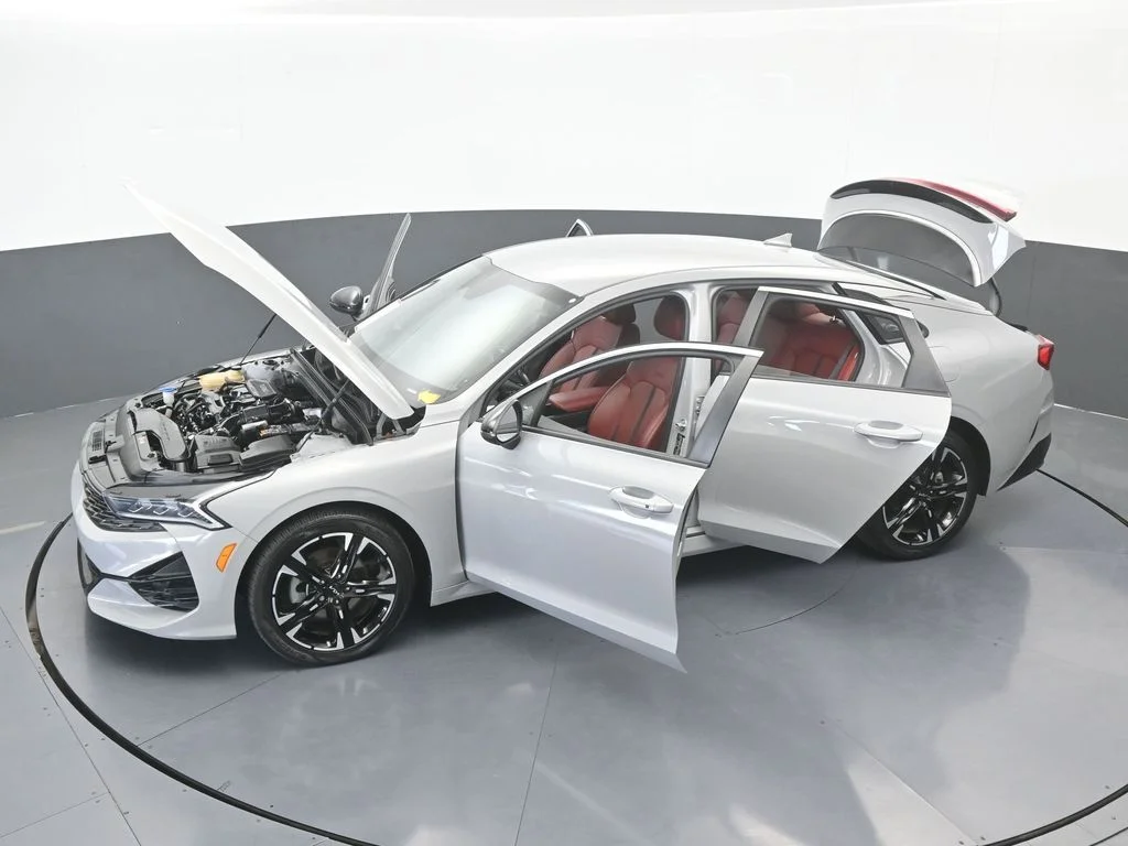 Used 2024 Wolf Gray Kia GT-Line image 68
