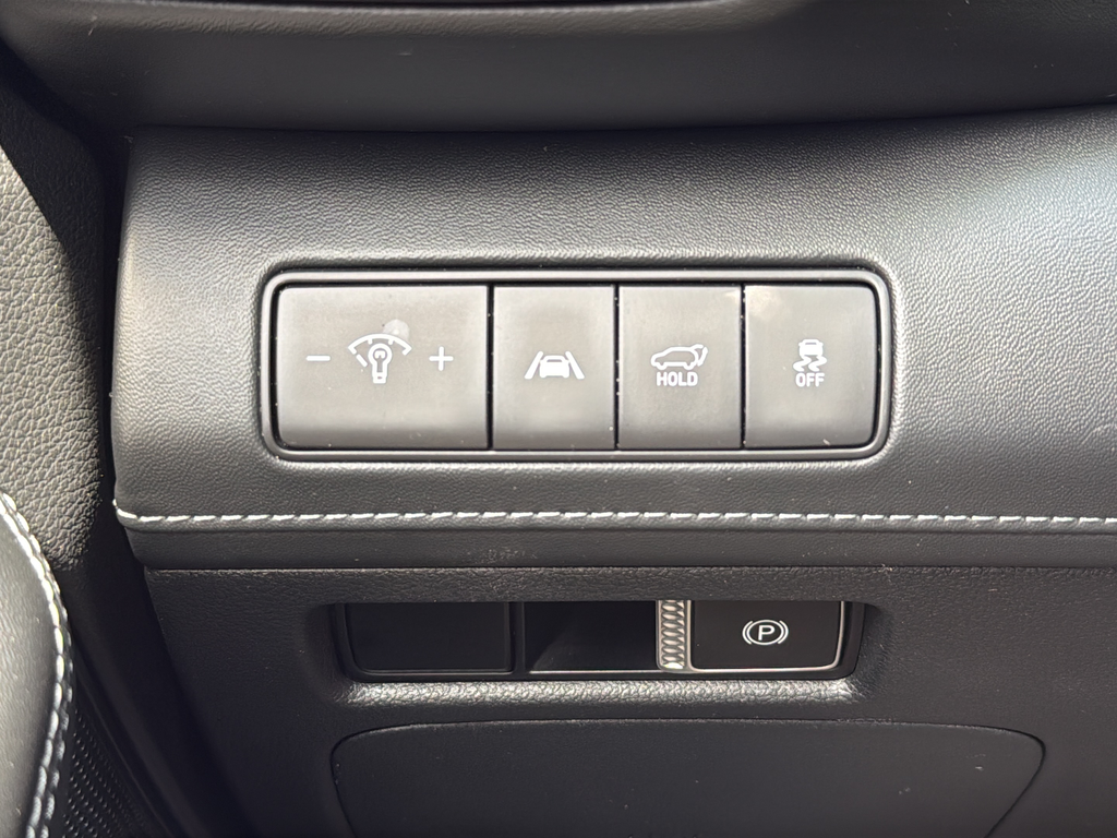 Used 2023 Silver Hyundai Limited image 25
