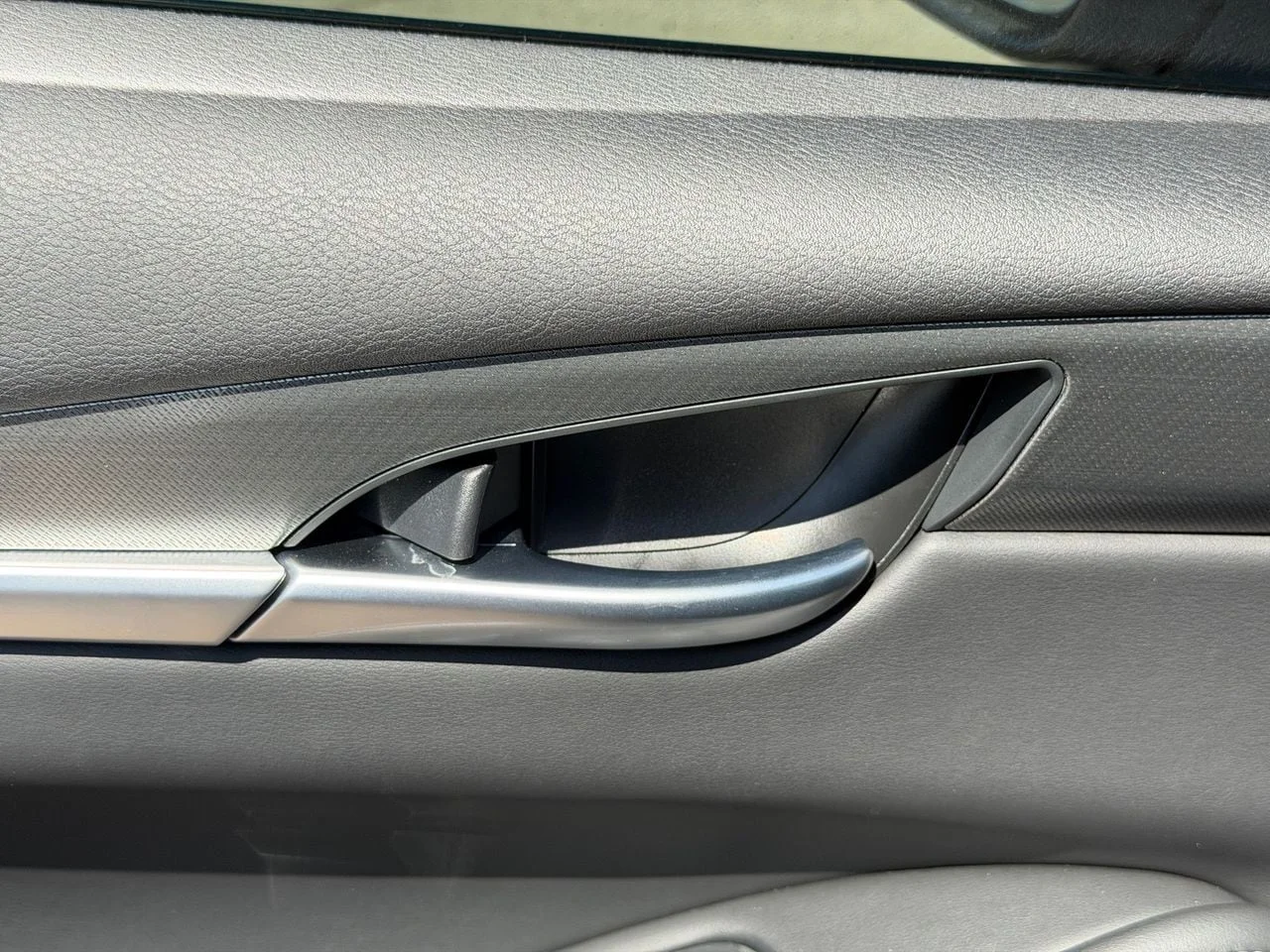 New 2027 RADIANT WHITE INFINITI Sport AWD image 17
