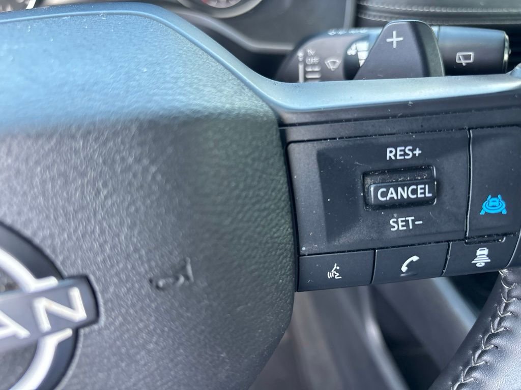 Certified Used 2025 Beige/tan Nissan SV image 15