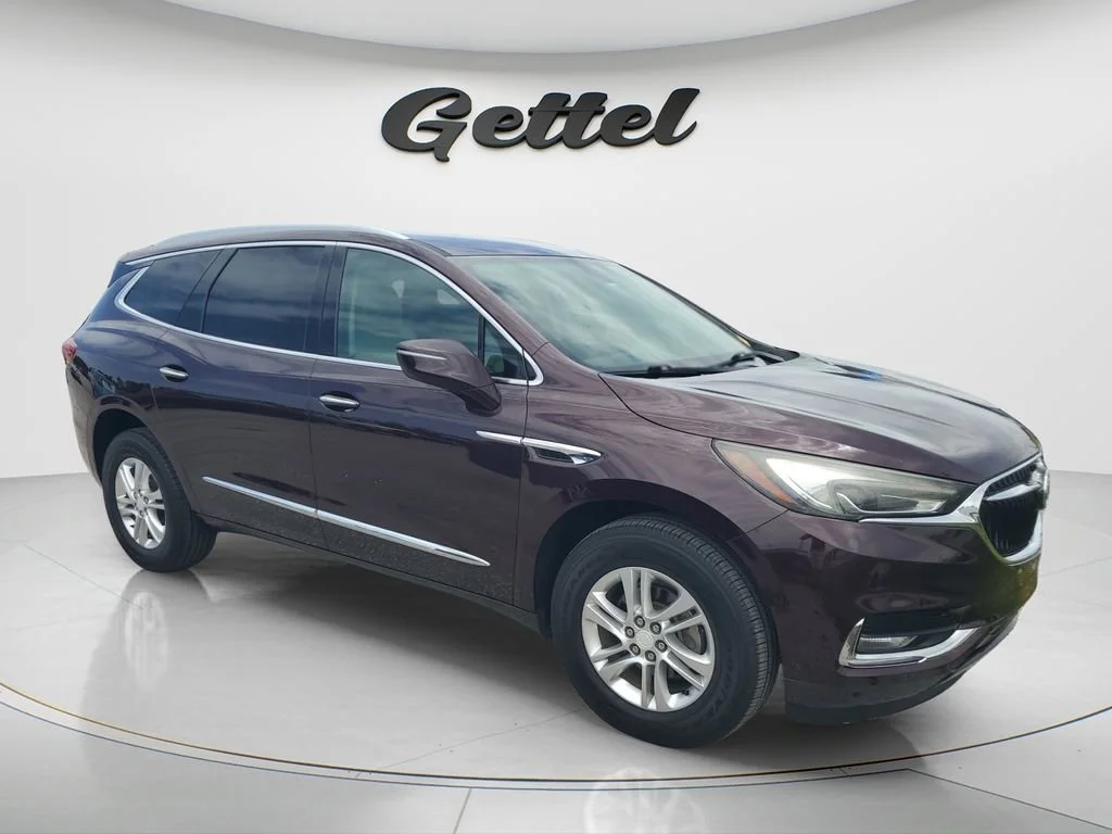 Used 2018 Includes Spectra Gray lower exterior accent color. Buick Essence image 2
